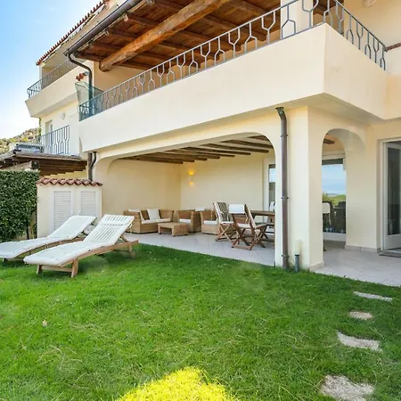 Casa La Maddalena A Baja Sardinia Ferienhaus