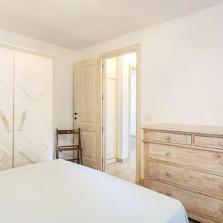 Casa La Maddalena A Baja Sardinia 펜션 *