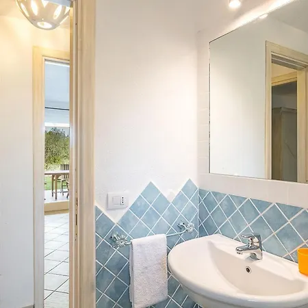 펜션 Casa La Maddalena A Baja Sardinia 아르자케나